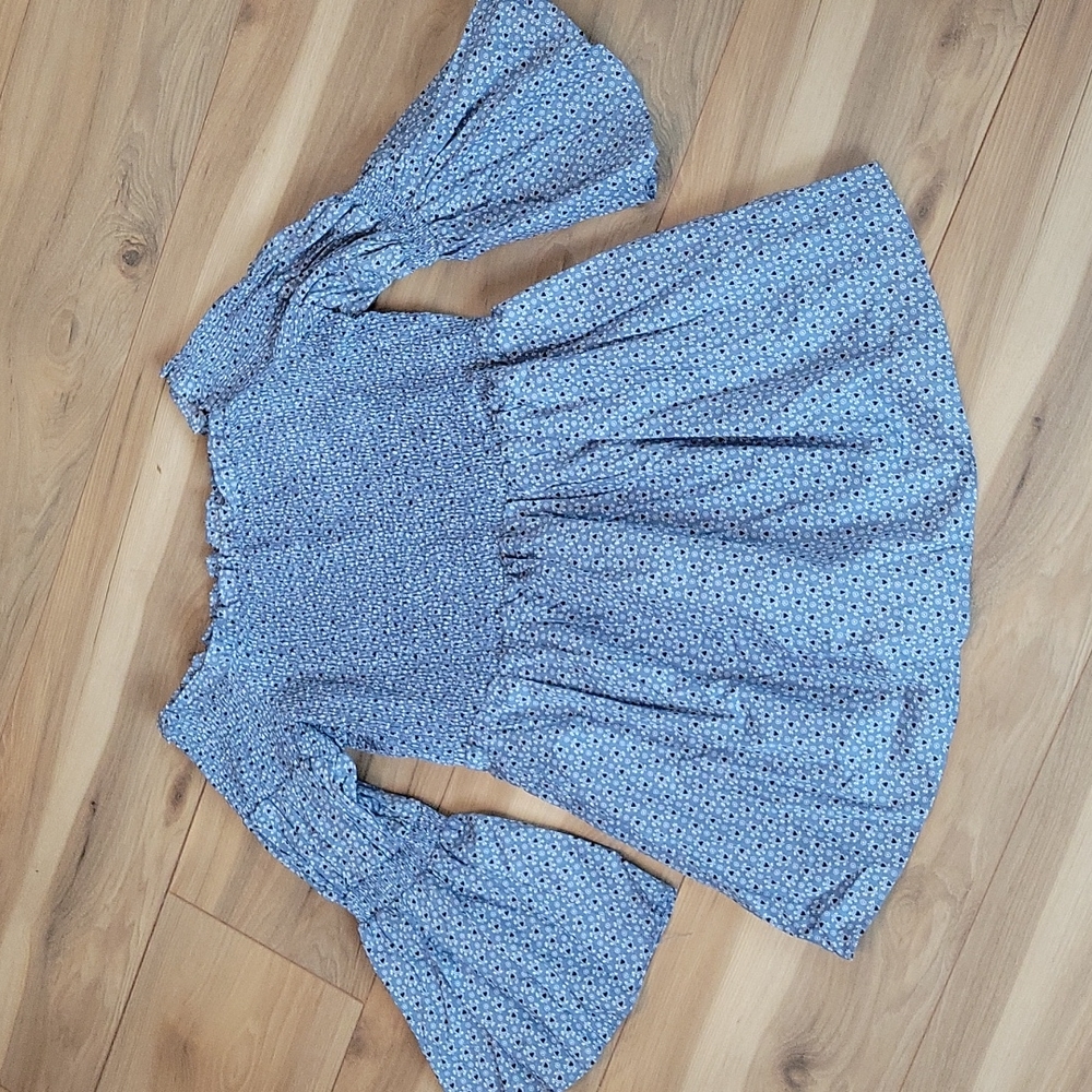 NWT LC Lauren Conrad Maternity Cute Peasant Blue Top!
